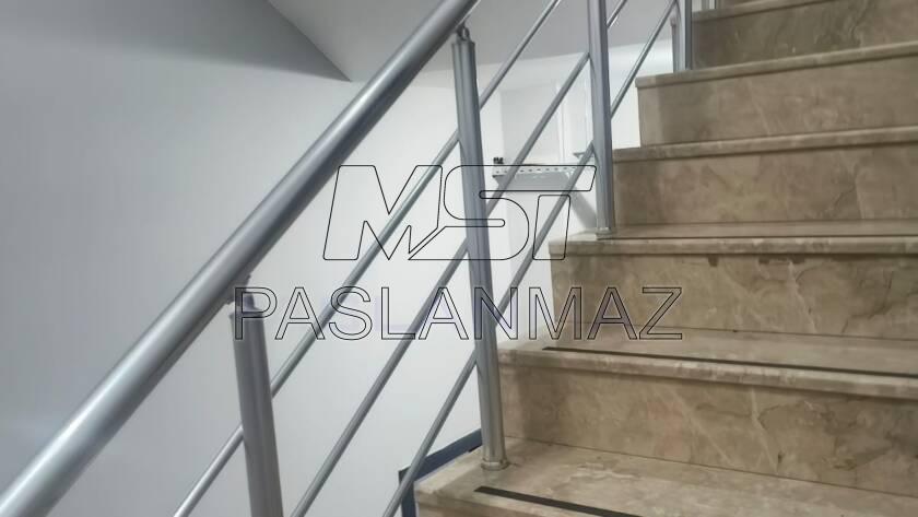 Galeri öğesi
